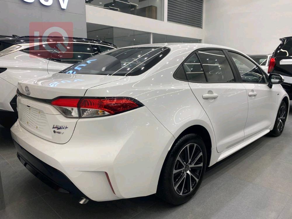 تۆیۆتا کۆرۆلا